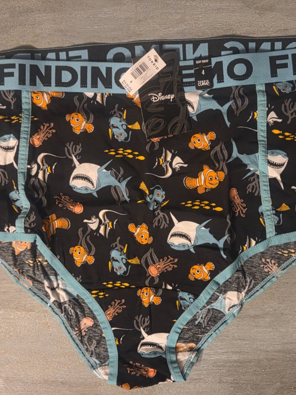 Lot of 6 Torrid Disney Panties Plus Size 4 NWT - Picture 7 of 16